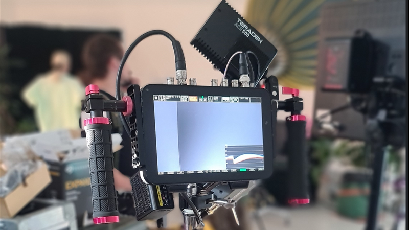 Super Light Video Assist